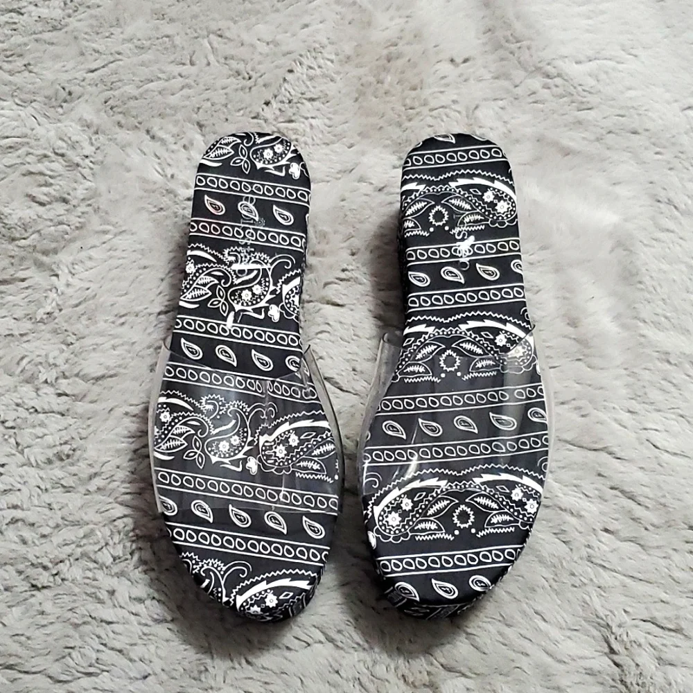 Black paisley clear platform slides size 8